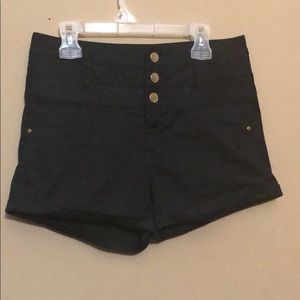 Refuge Black 3 Button Fly with Zipper High Waisted